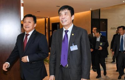 ​两前足协主席落马！杜兆才忏悔，终于明白蔡振华为何没卷入李铁案