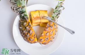 花甲和菠萝能同吃吗？吃完花甲能吃菠萝吗？