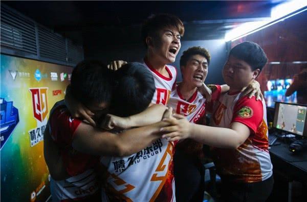CFPLS12总决赛图集：逐梦 一起见证冠军的诞生！