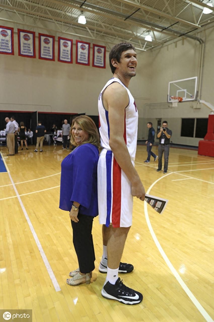 博班·马扬诺维奇（Boban Marjanovic）