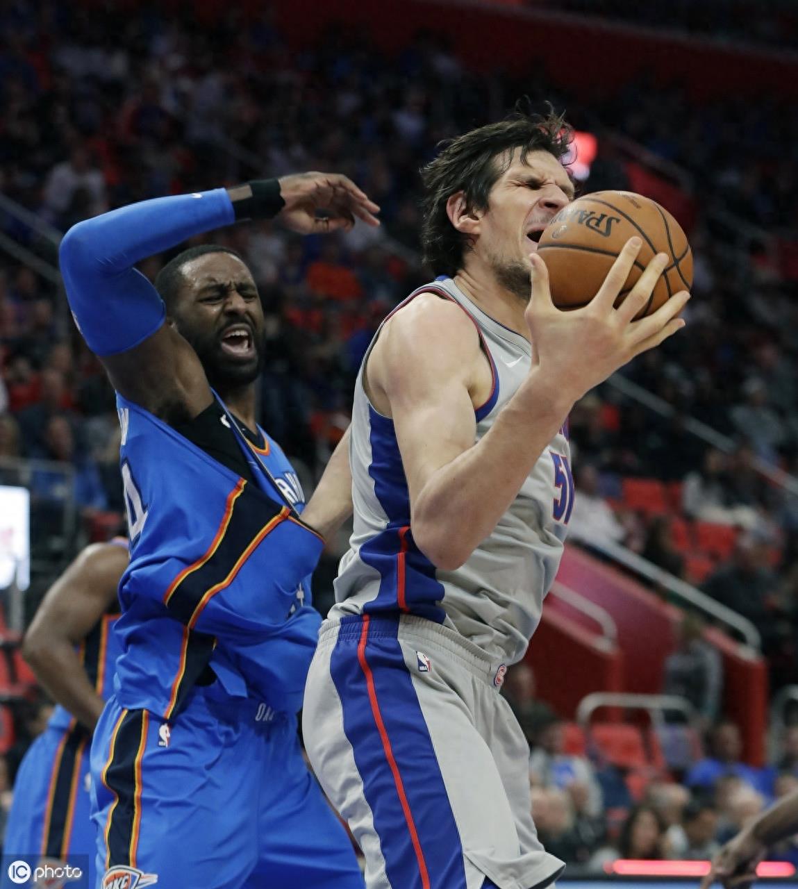 博班·马扬诺维奇（Boban Marjanovic）