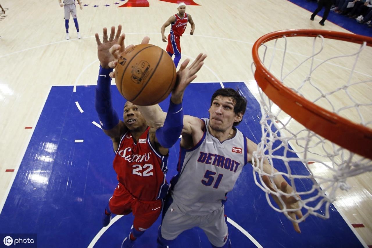 博班·马扬诺维奇（Boban Marjanovic）