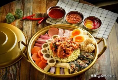 ​火遍韩国的部队火锅，是用美军不要的“剩饭剩菜”做出来的美食