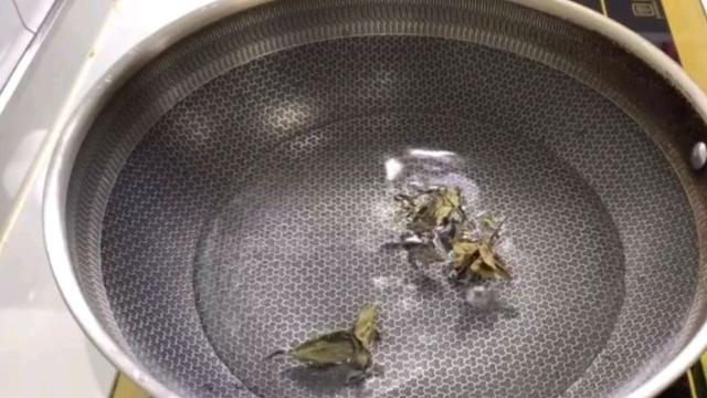蒸螃蟹需要冷水下锅还是热水下锅（蒸螃蟹冷水下锅）(7)