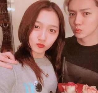 ​鹿晗连续六年为关晓彤庆生 粉丝直呼 ＂ 嫂子生日快乐 ＂