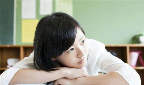 吵架和好后,如何用特别的礼物来补偿女朋友?