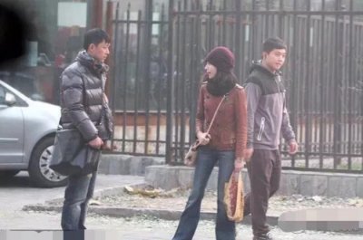 董洁潘粤明复合(董洁和潘粤明台上相拥泯恩仇)