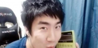 LOL骚男弟弟和七七是怎么认识的 弟弟是七七吗