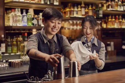 ​一般学习调酒师的学费需要多少_调酒内容及价格