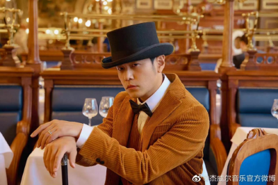 周杰伦的歌(周杰伦新专辑正式上线,这个华语乐坛的天王,正掀起一场全新的怀旧