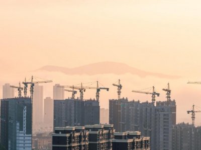 ​郑州打响“认房不认贷”第一枪，有业主直接降价抢跑，中介断言房价很难大涨