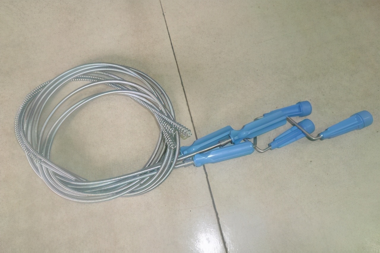 坐便堵了怎么办(分享疏通马桶的3个方法)