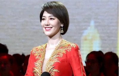 ​央视女主持《王冠》私生活扑朔迷离，被迫“辞退”