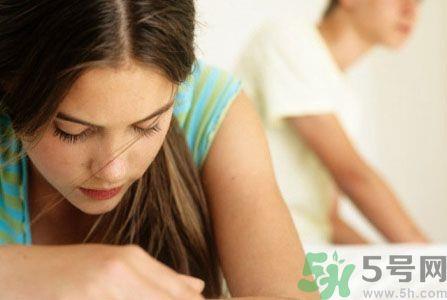 女生为什么会生气?女生心情不好的三个原因 女生为什么会生气?女生心情不好的三个原因