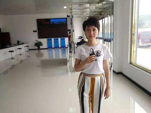 河北电视台女主持人名单表(河北电视台新台花常笑)