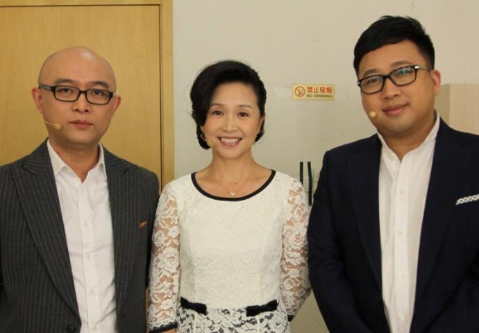 于正减肥暴瘦成皮包骨变化好大(于正一瘦皮就松)