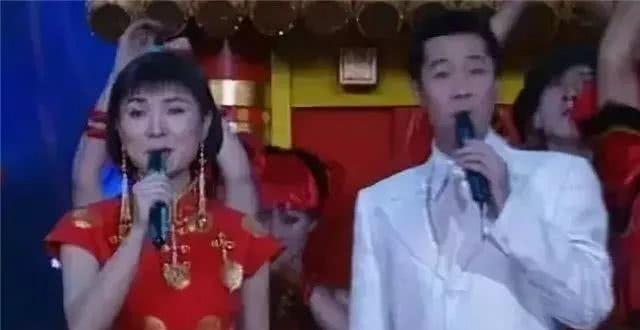 歌手陈红重病入院,瘫痪在床!离婚四年除了儿子无人照料!