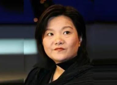 洪晃个人资料简介 洪晃的家世