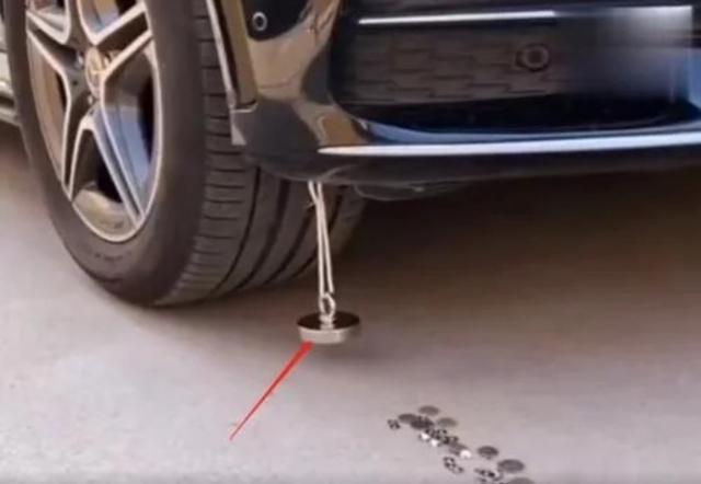 不接触小车磁铁也能让小车动起来（磁铁吸附大法避免）(4)