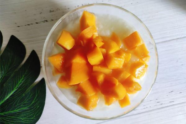 芒果和什么水果搭配比较好 芒果和香蕉能一起吃吗 芒果和什么水果搭配比较好 芒果和香蕉能一起吃吗