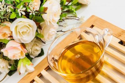 花生油生榨好还是熟榨好 花生油有沉淀物还能吃吗