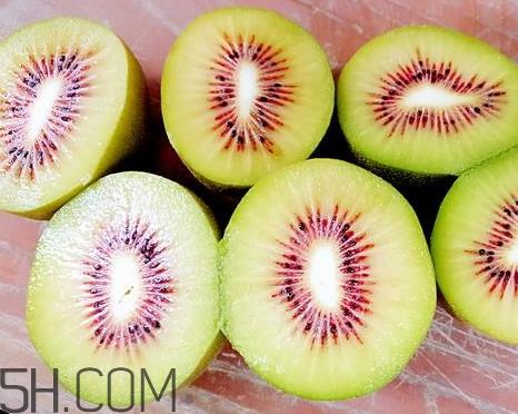 红心猕猴桃没熟能吃吗 红心猕猴桃没软能吃吗