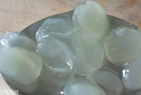 皂角米怎么泡发 冷水泡即可 皂角米怎么泡发 冷水泡即可