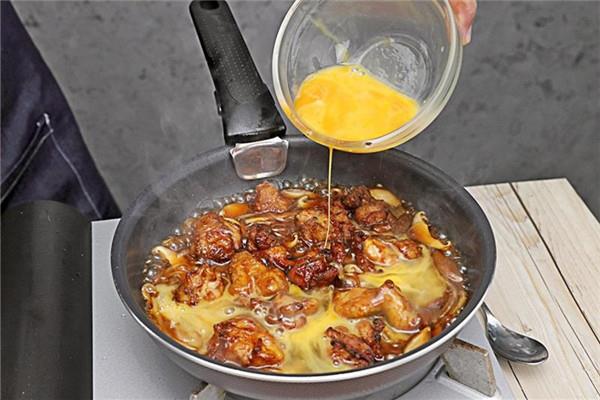 照烧鸡肉饭的做法 色泽诱人滋味万千 照烧鸡肉饭的做法 色泽诱人滋味万千