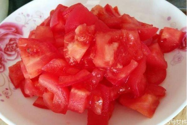 西红柿生长环境是怎么样呢 西红柿成熟在什么季节呢 西红柿生长环境是怎么样呢 西红柿成熟在什么季节呢