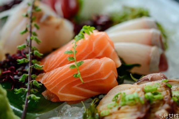 生鱼片含有寄生虫吗 经常吃生鱼片好吗 生鱼片含有寄生虫吗 经常吃生鱼片好吗