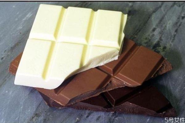什么是白巧克力呢 白巧克力和黑巧克力有什么区别呢 什么是白巧克力呢 白巧克力和黑巧克力有什么区别呢
