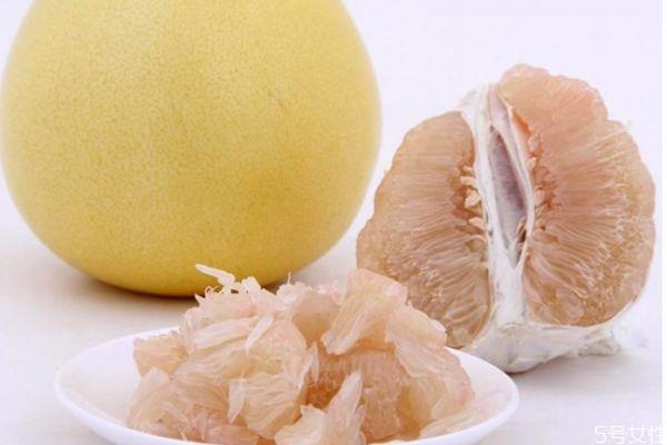 柚子核有什么作用呢 柚子核可以吃吗 柚子核有什么作用呢 柚子核可以吃吗