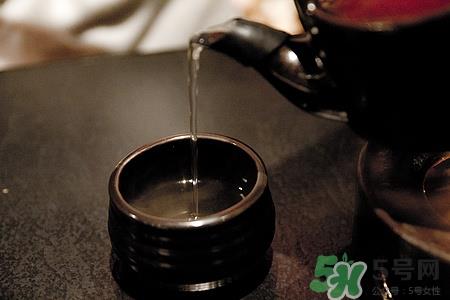 喝苦丁茶会拉肚子吗?苦丁茶拉肚子怎么办 喝苦丁茶会拉肚子吗?苦丁茶拉肚子怎么办