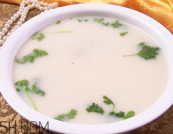 羊肉汤不能和什么一起吃?羊肉汤上火吗 羊肉汤不能和什么一起吃?羊肉汤上火吗