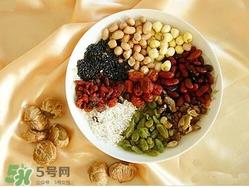 腊八粥是在腊月初几喝?腊八粥最早起源于什么 腊八粥是在腊月初几喝?腊八粥最早起源于什么