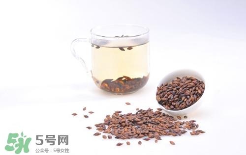 大麦茶可以加蜂蜜吗?大麦茶可以和蜂蜜一起喝吗 大麦茶可以加蜂蜜吗?大麦茶可以和蜂蜜一起喝吗