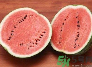 西瓜能和牛奶一起吃吗?西瓜和牛奶一起吃好吗? 西瓜能和牛奶一起吃吗?西瓜和牛奶一起吃好吗?