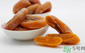 柿饼不能和什么一起吃?柿饼不能和什么同食? 柿饼不能和什么一起吃?柿饼不能和什么同食?