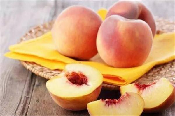 桃子的热量高吗 一般来说桃子的热量不高 桃子的热量高吗 一般来说桃子的热量不高