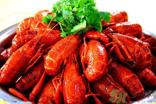 龙虾和什么不能一起吃?龙虾和什么相克 龙虾和什么不能一起吃?龙虾和什么相克