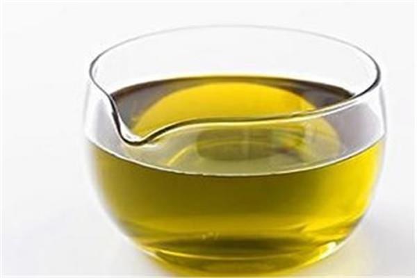 色拉油可以炒菜吗 色拉油炒菜好吗 色拉油可以炒菜吗 色拉油炒菜好吗