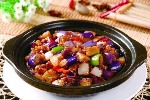 家常烧茄子怎么做好吃 家常烧茄子的做法 家常烧茄子怎么做好吃 家常烧茄子的做法