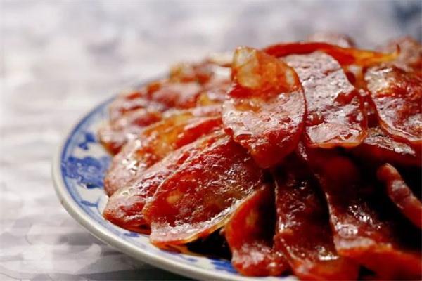 腊肠可以用烤箱烤着吃吗 怎么用烤箱烤腊肠 腊肠可以用烤箱烤着吃吗 怎么用烤箱烤腊肠