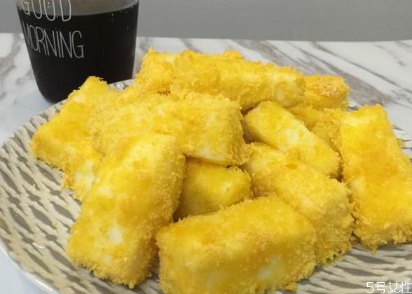 炸鲜奶一定要用玉米淀粉吗 炸牛奶没有玉米淀粉 炸鲜奶一定要用玉米淀粉吗 炸牛奶没有玉米淀粉