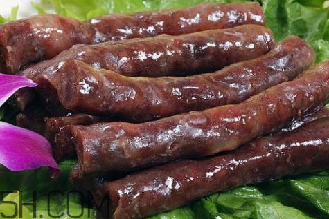 风干肠长毛还能吃吗 风干肠长毛了怎么处理 风干肠长毛还能吃吗 风干肠长毛了怎么处理