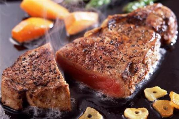肉眼牛排煎多久能熟 看不同熟度 肉眼牛排煎多久能熟 看不同熟度