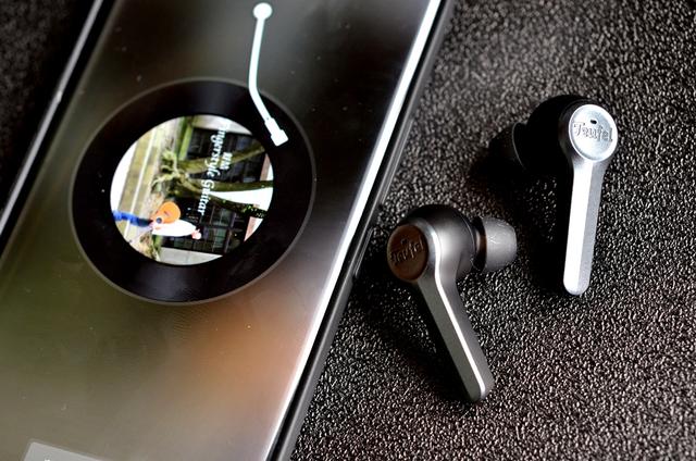 airpods2详细测评（Airpods2虽然好用但音质不给力）(4)