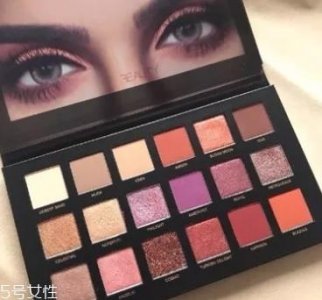 ​huda beauty沙漠盘色号试色