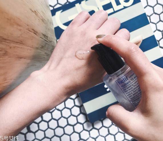 精华啫喱适合什么肤质 让油皮清爽干净