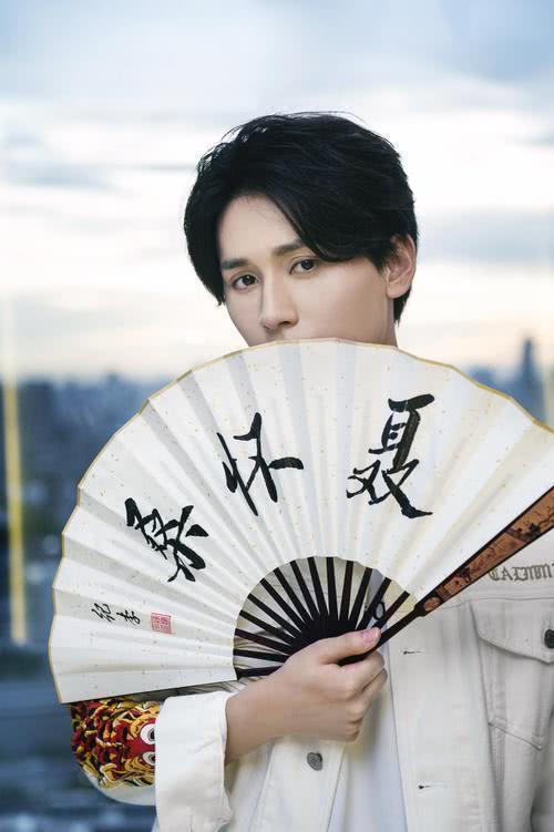 “聂怀桑”只是个新人？出演过《微微一笑很倾城》